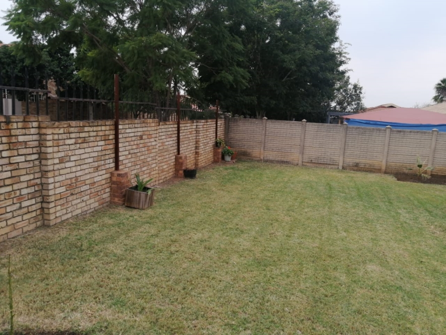 3 Bedroom Property for Sale in Waterval East North West